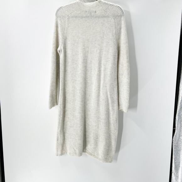 Banana Republic Women's Heathered Cream Turtleneck‎ Midi Sweater Dress Size SP - Picture 2 of 5